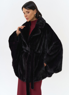 Шуба из меха норки с английским воротником в цвете баклажан