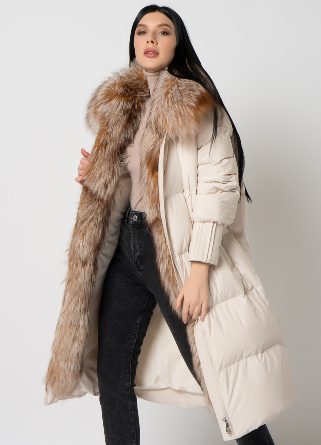 Длинный пуховик с мехом модель № 2310-1 универмаг малина