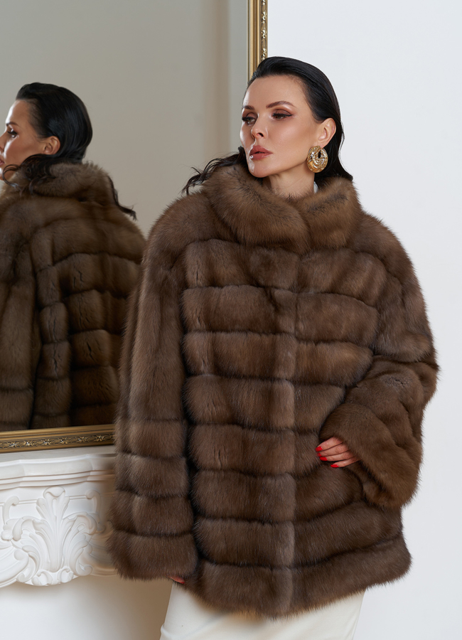 Оверсайз шуба из меха куницы модель № 28085 универмаг малина