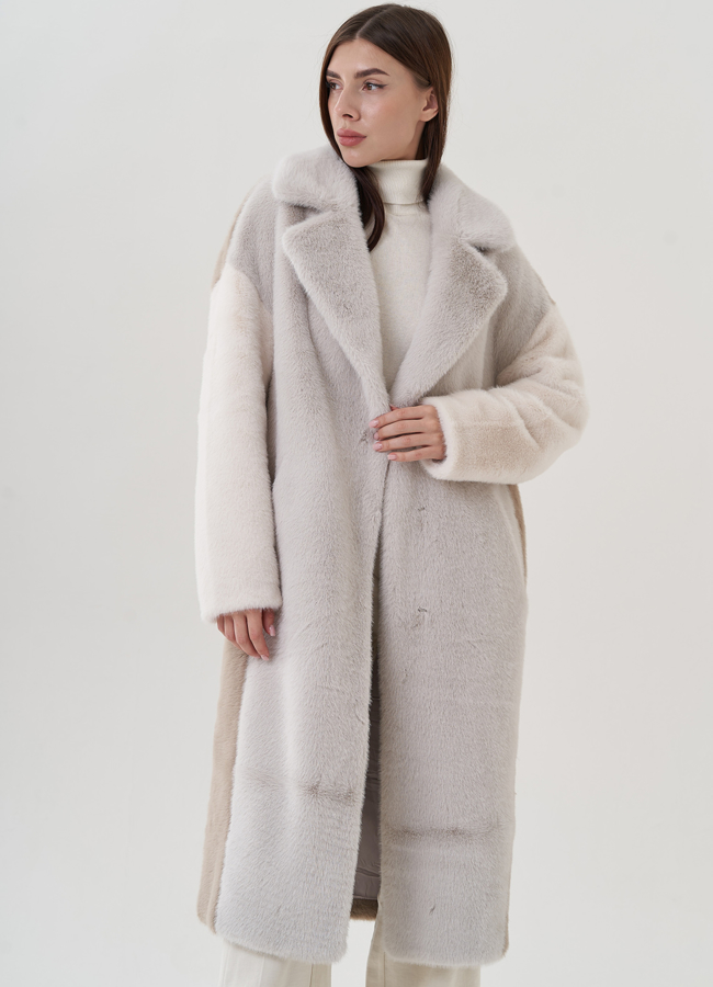 Женское пальто из эко меха в светлых тонах  модель № 25739 универмаг малина