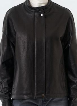 Женская куртка из натуральной кожи