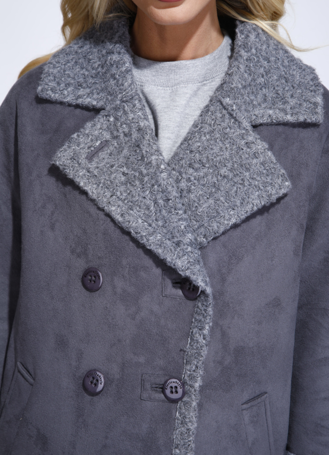 Удлиненная искусственная дубленка цвета графит модель № 8145 в рассрочку