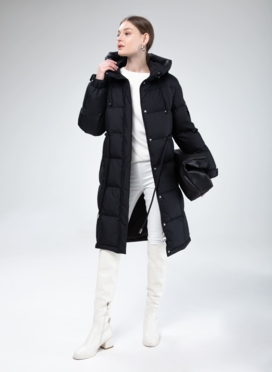 Женский пуховик с капюшоном 