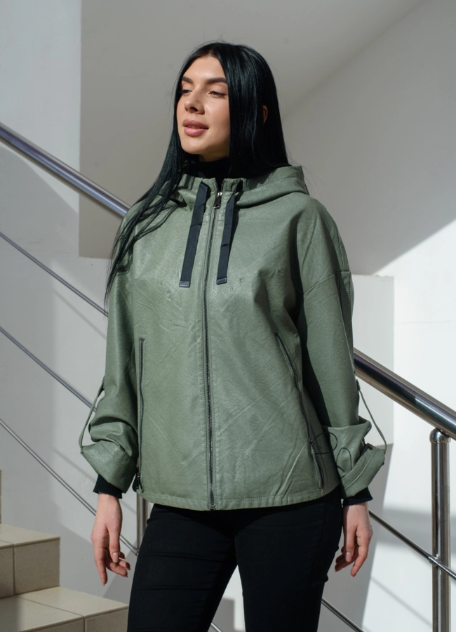 Куртка из эко кожи с капюшоном  модель № 22456 в кредит