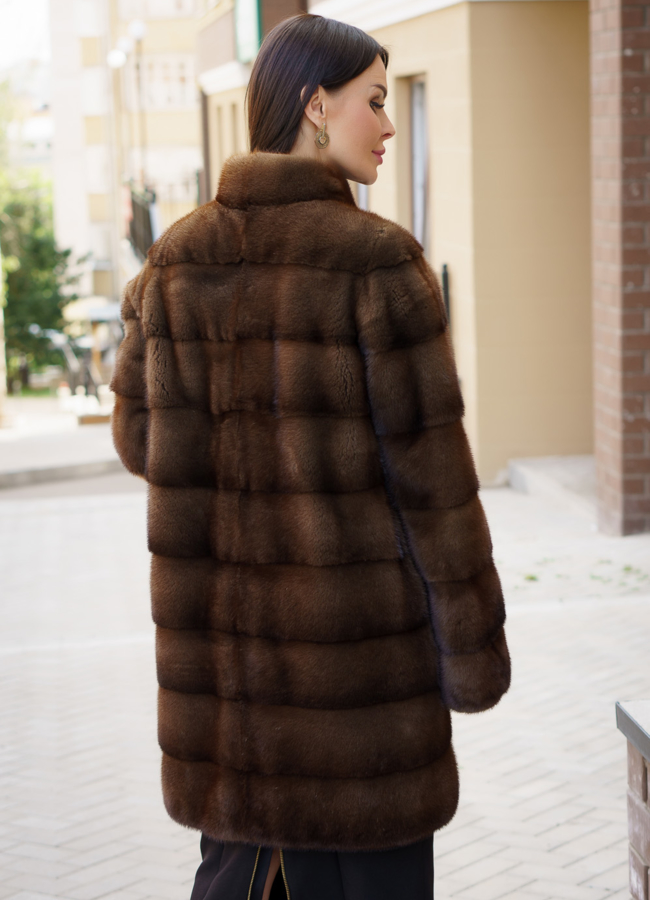 фото Поперечная норковая шуба модель № S-1601