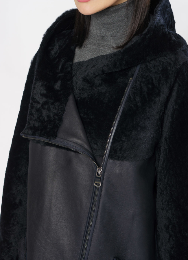 Дубленка на молнии с капюшоном модель № 3566-97 универмаг малина