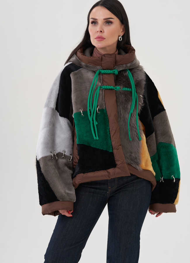 фото Женская куртка с капюшоном модель № 24944