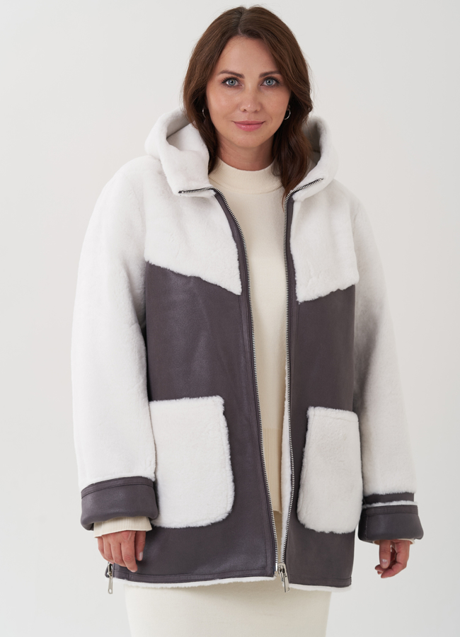 Двухсторонняя женская дубленка с капюшоном модель № 81981 в рассрочку