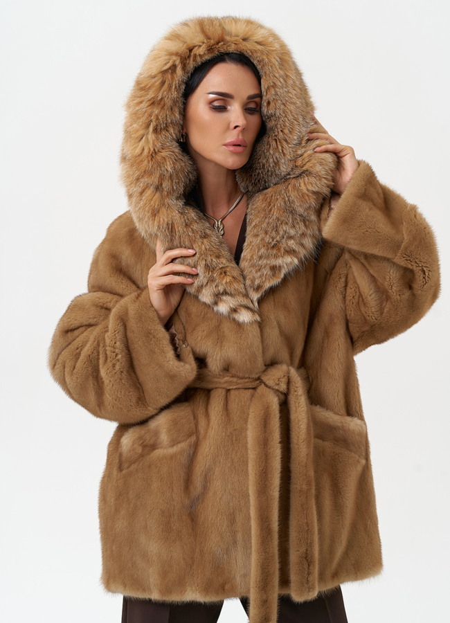 Женская шуба из меха норки с капюшоном из меха рыси модель № 31165 универмаг малина