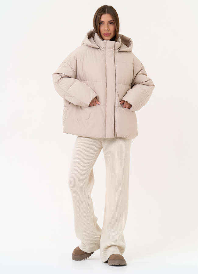 фото Женский короткий пуховик с капюшоном модель № 31587 фото Женский короткий пуховик с капюшоном модель № 31587