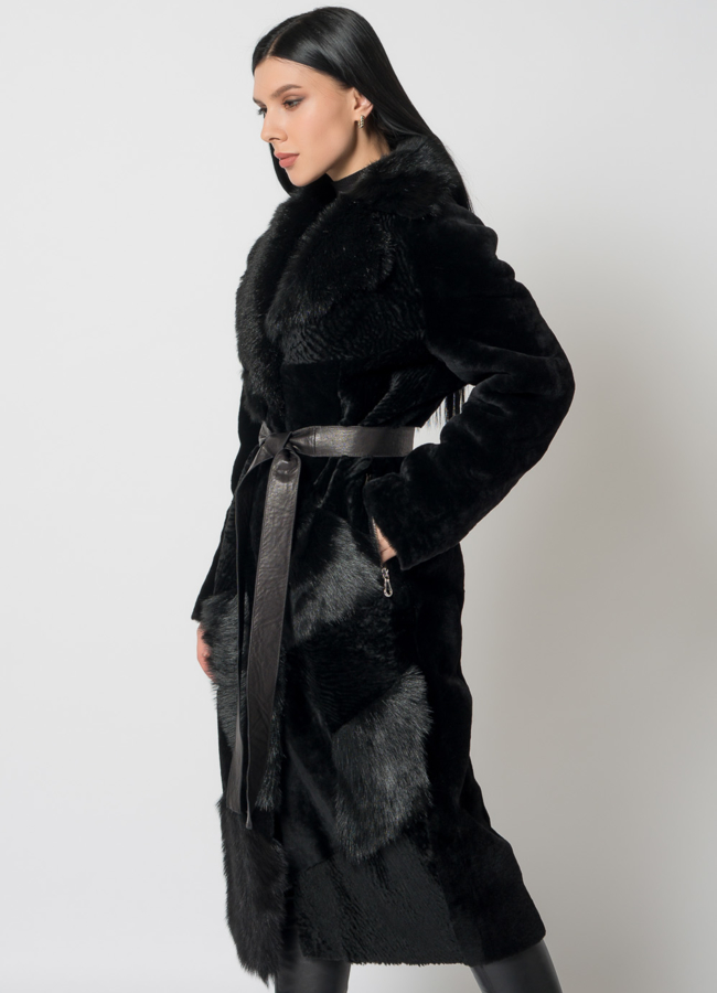 Дубленка из натурального меха  модель № 23252 универмаг малина