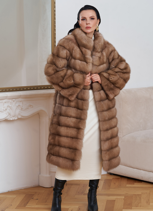 Шуба из куницы  модель № 25815 меха малина