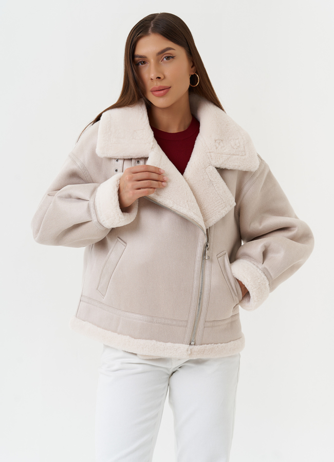 Светлая дубленка из эко кожи модель № 28529 в кредит