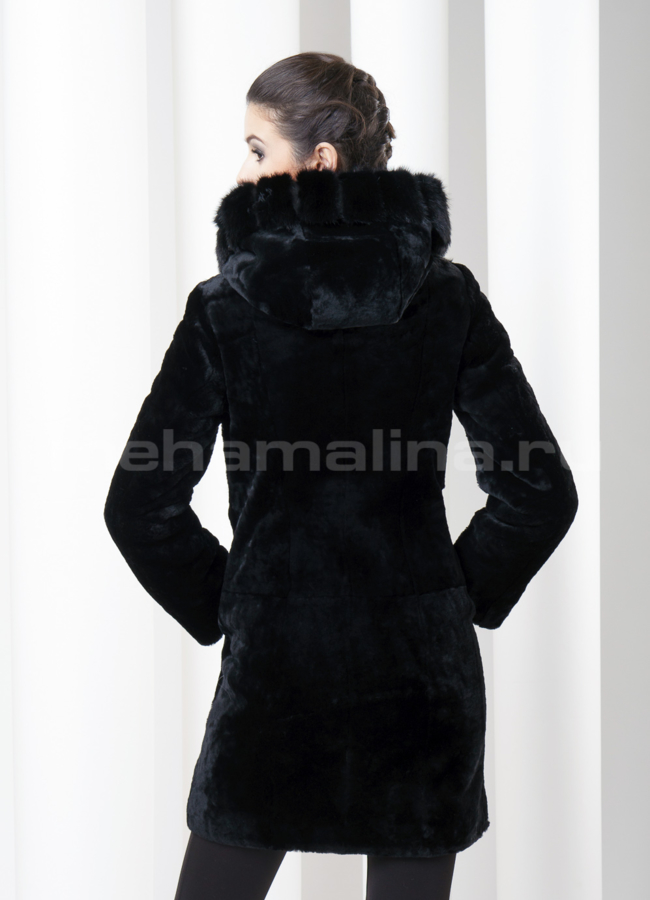 Шуба мутон, манишка норка модель № S-131 в кредит