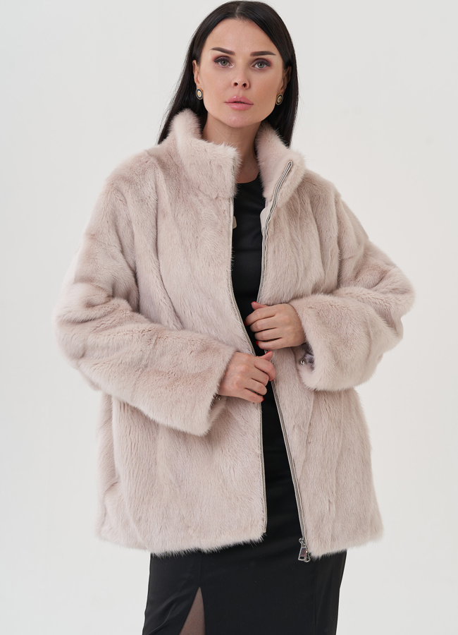 Короткая шуба из норки на молнии  модель № 82452 в кредит