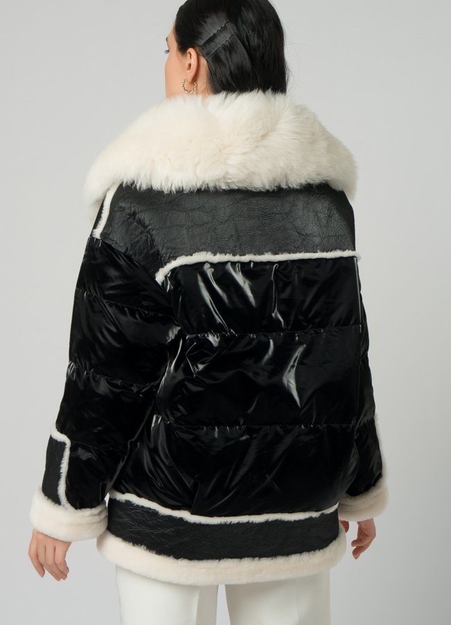 Женский пуховик с отделкой из овчины модель № 21865 в кредит