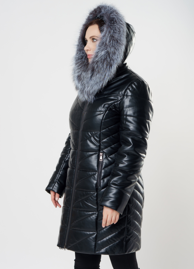 Пуховик из эко кожи черного цвета с чернобуркой модель № 82055 универмаг малина