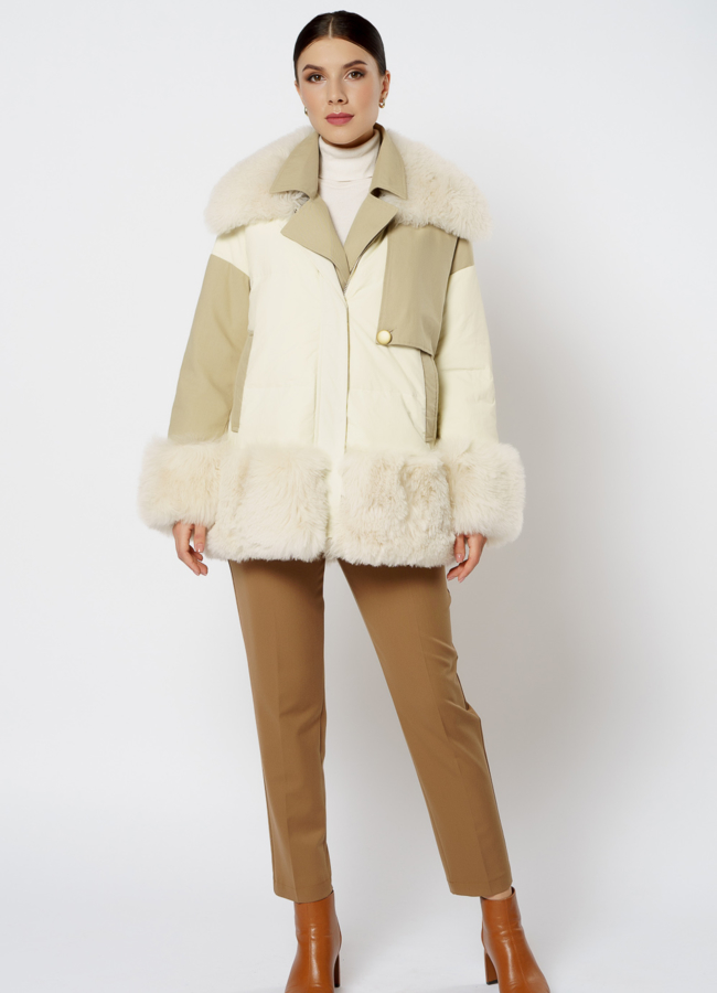 фото Светлая куртка с мехом  модель № 20-112