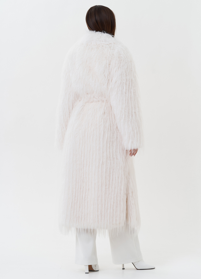 Длинная шуба из эко страуса модель № 26945 универмаг малина