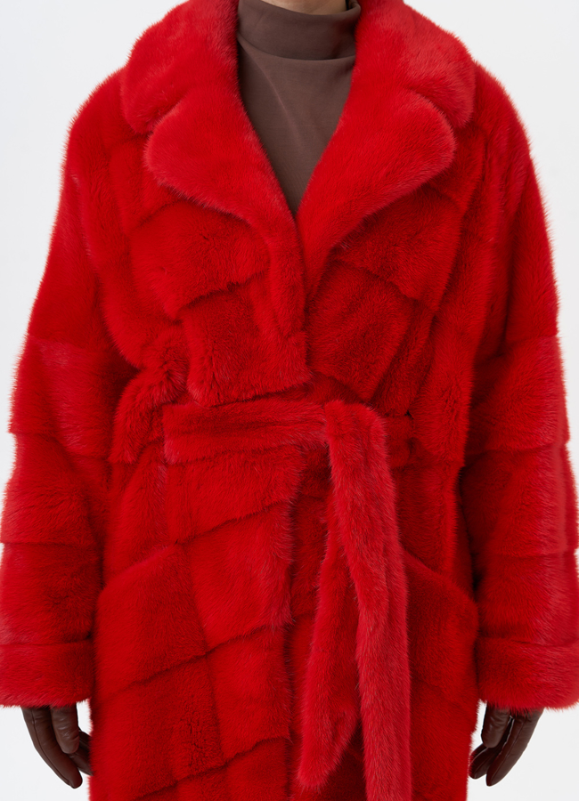 Длинная красная шуба из норки модель № 26244 в кредит