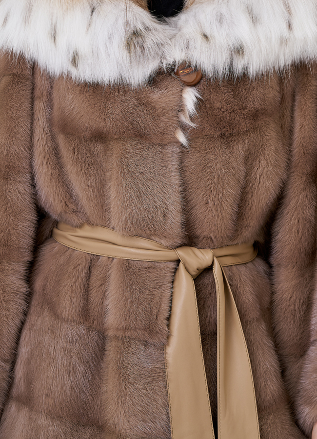 Норковая шуба в цвете пастель с рысью модель № 23306 в рассрочку
