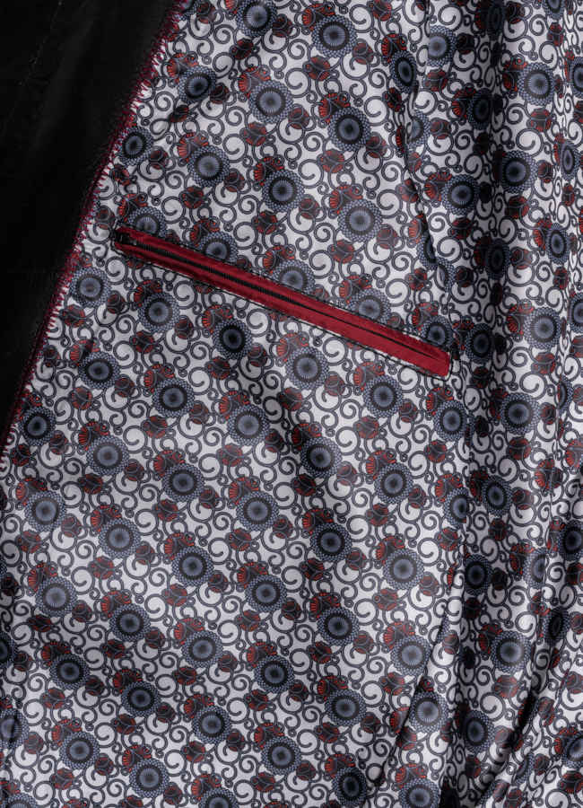 Куртка кожаная черного цвета модель № C-118 в рассрочку