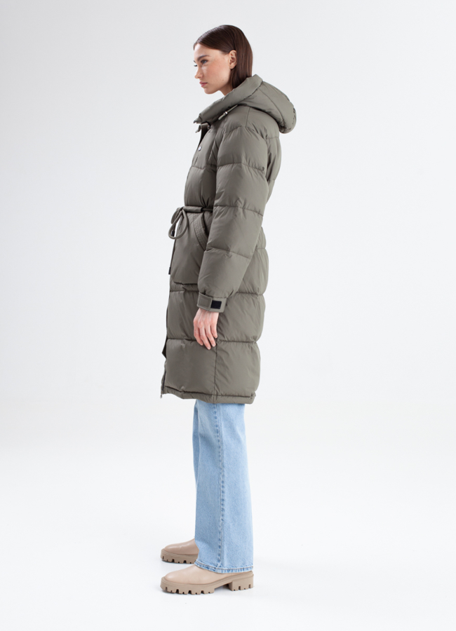 Женский пуховик в цвете хаки модель № 23339 универмаг малина