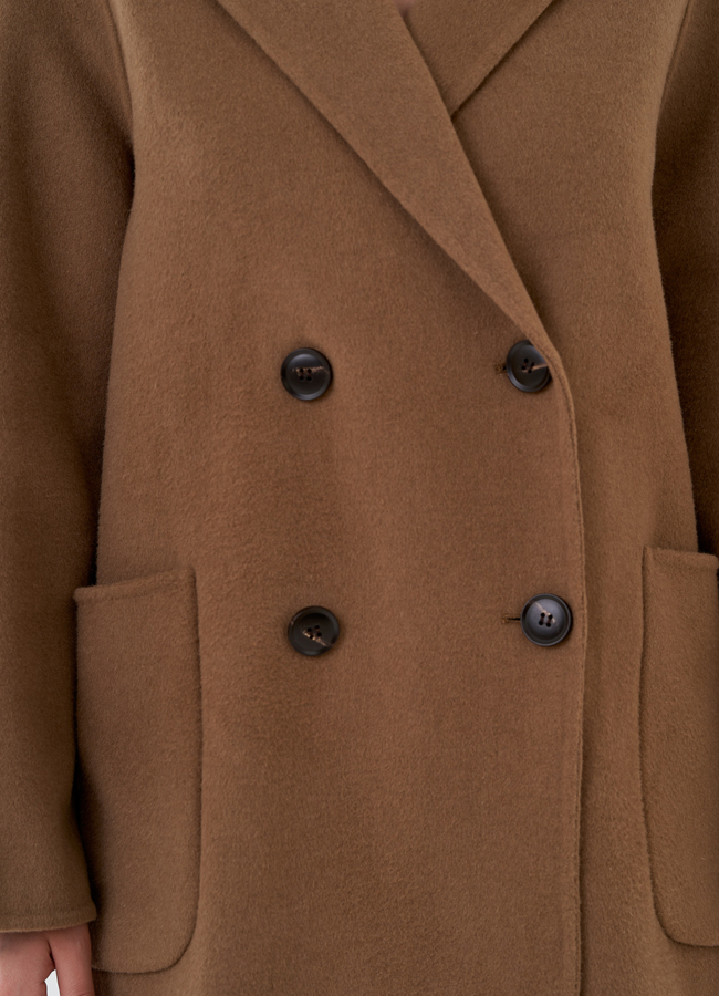 Пальто женское укороченное с английским воротником модель № 81818 в рассрочку