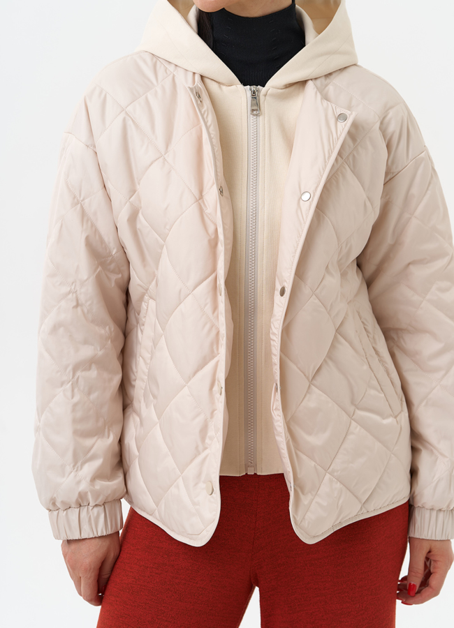 Куртка женская с трикотажным капюшоном модель № 30031 универмаг малина