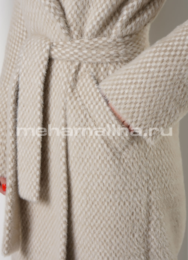 Пальто на поясе, в цвете жемчуг с английским воротником модель № 10720 универмаг малина