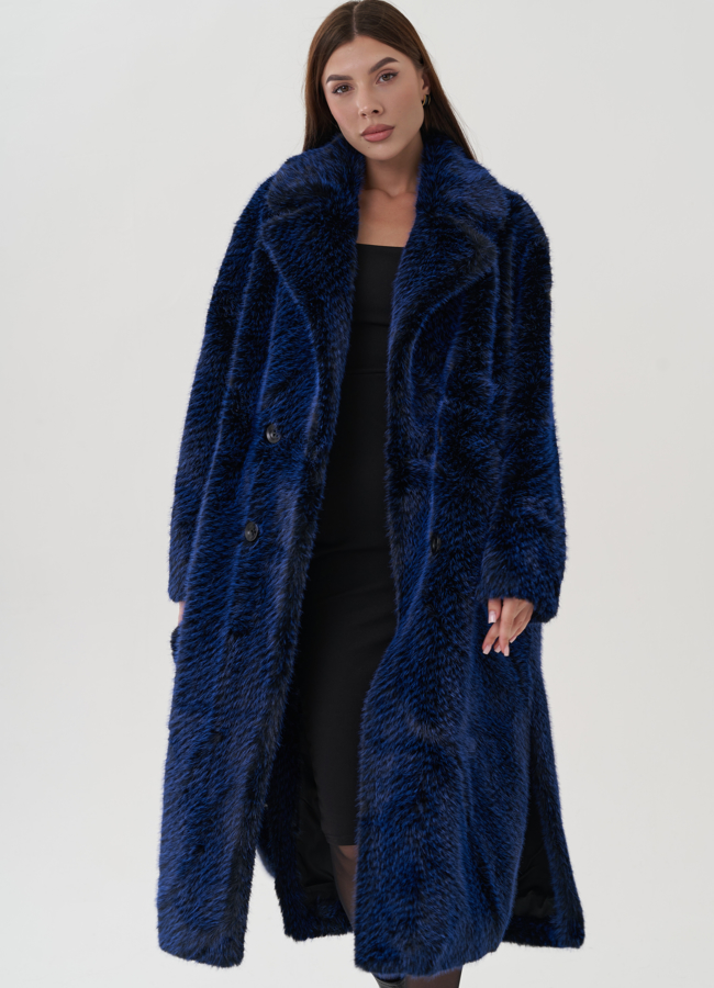 Пальто из эко меха синего цвета с английским воротником модель № 25421 универмаг малина