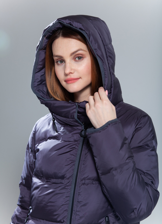 Пуховик женский с капюшоном серого цвета модель № 908YВ в рассрочку