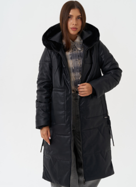 Стеганое пальто из эко кожи