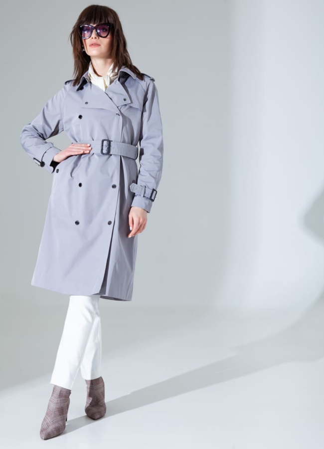 Плащ женский в сером цвете модель № 819 меха малина