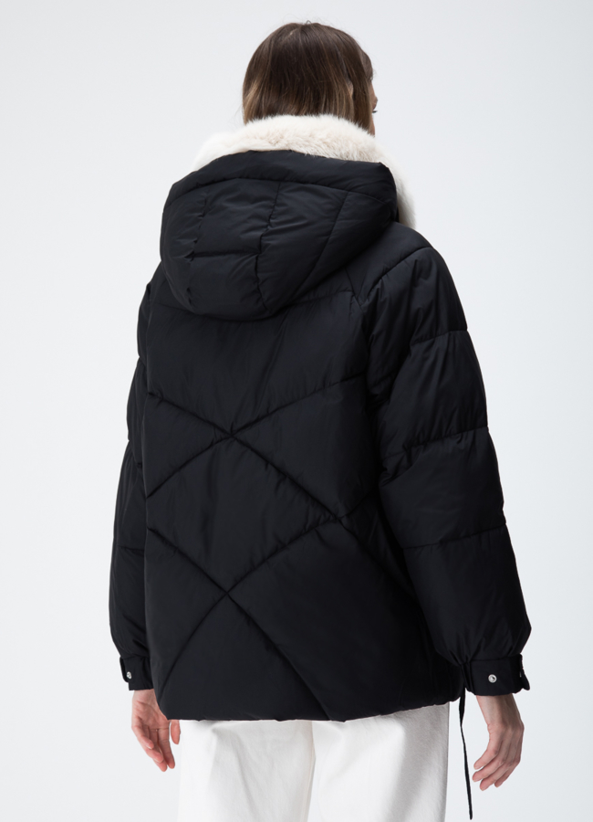 Женский пуховик с капюшоном модель № 28386 в кредит