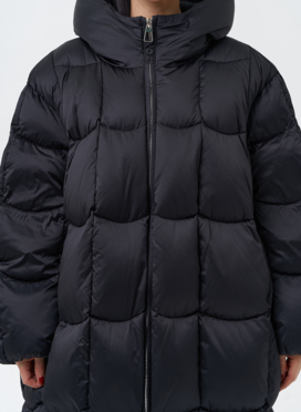 Женский пуховик с капюшоном 