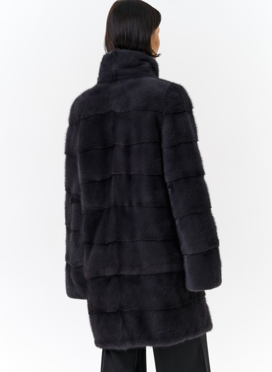 Норковая шуба с воротником стойка в цвете графит