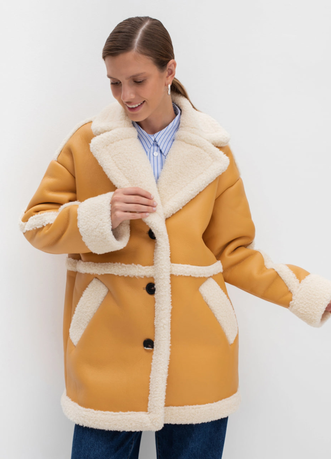 Удлиненная дубленка из эко кожи модель № 40208 меха малина