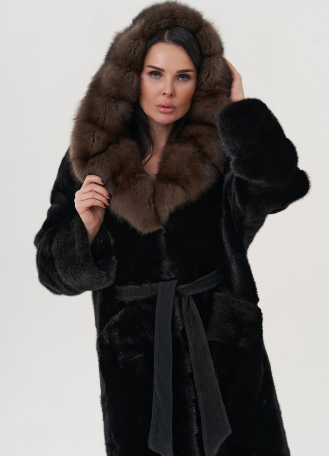 Шуба из норки с капюшоном  из куницы  модель № 25808 универмаг малина