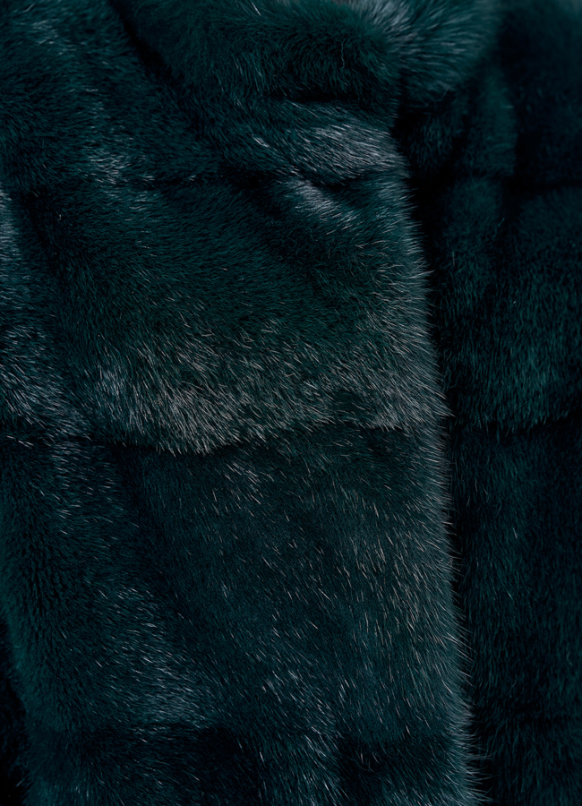 Короткая шуба из норки  модель № 23102 в рассрочку