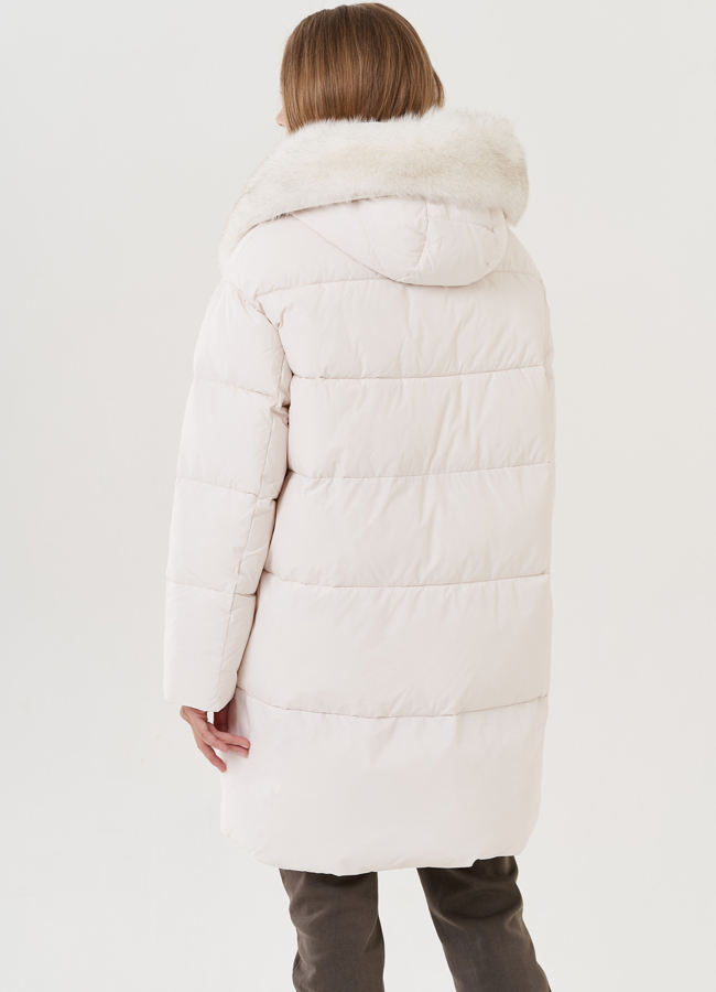 Пуховик женский с капюшоном  модель № 25031 универмаг малина