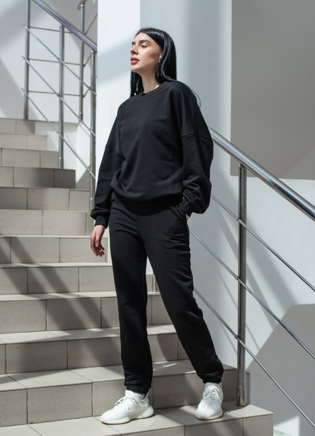 фото Женский костюм черного цвета модель № 2112