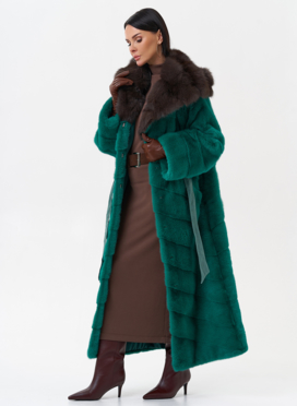 Норковая шуба с капюшоном из меха куницы Норковая шуба с капюшоном из меха куницы