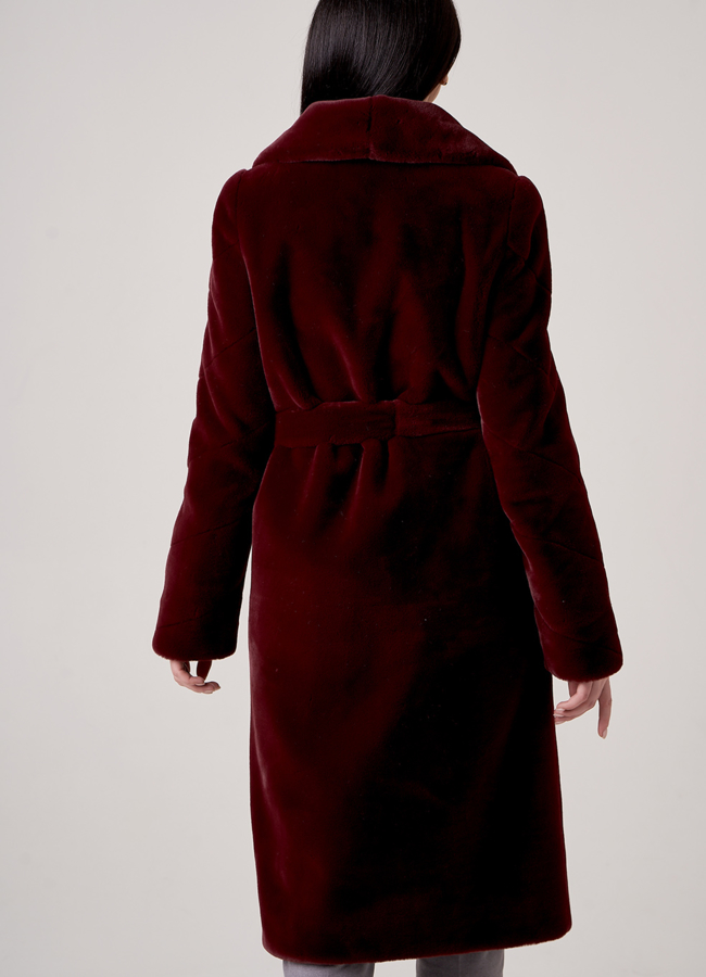 фото Шуба из искусственного меха в бордовом цвете модель № 1831