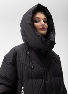 Женский пуховик с капюшоном 
