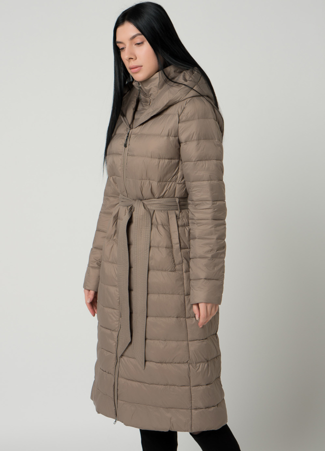 Пальто женское приталенное бежевого цвета модель № 22328 в кредит