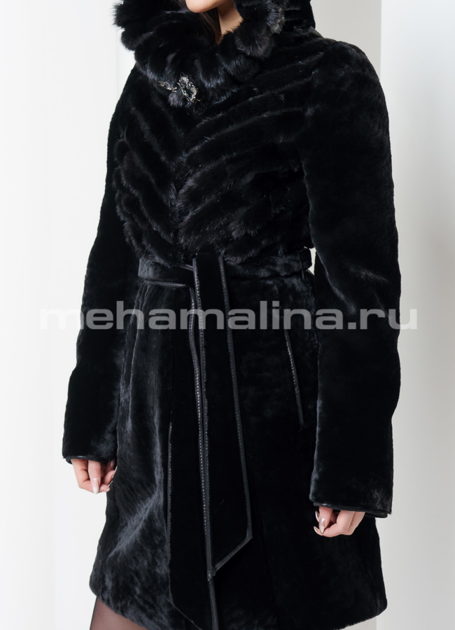 Шуба из мутона с капюшоном модель № S-566 универмаг малина