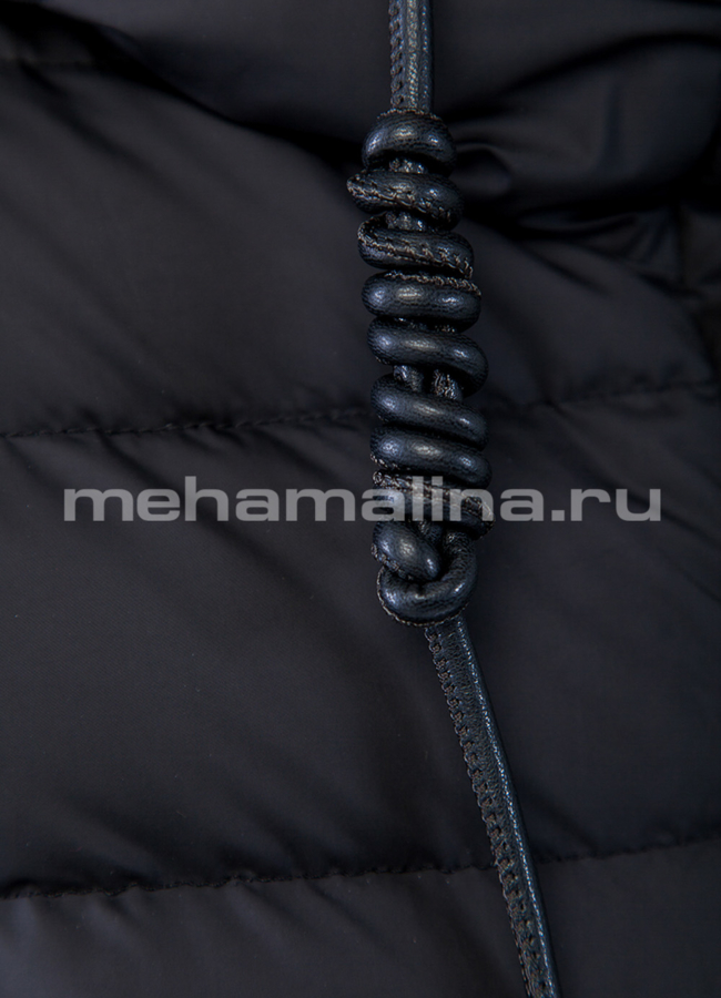 Куртка с капюшоном черного цвета модель № П-172 в рассрочку