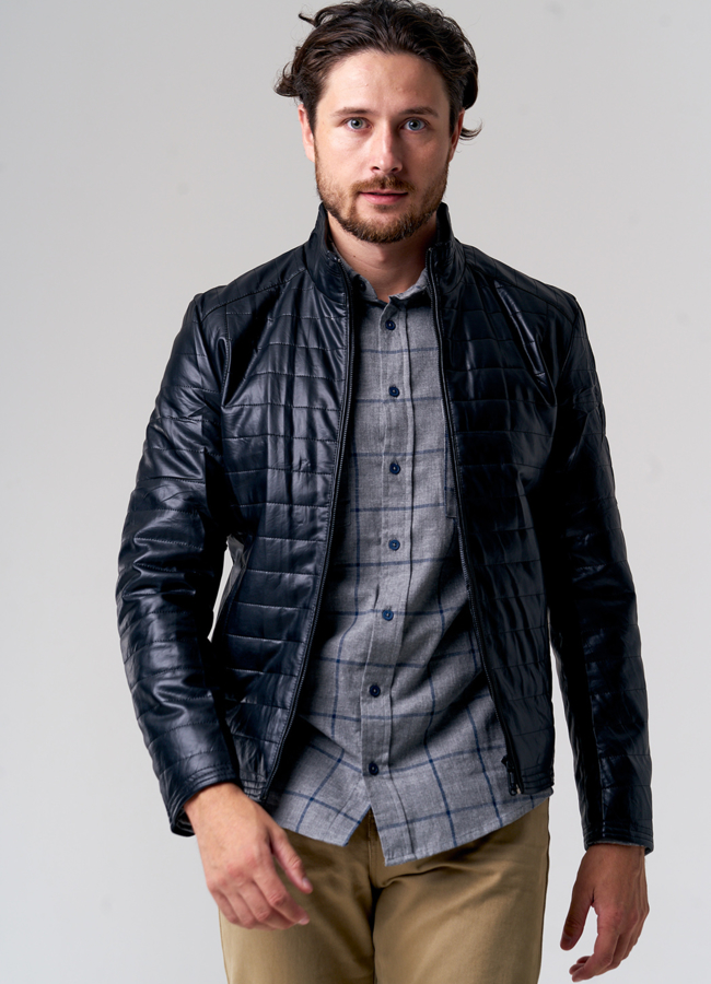 Куртка из эко кожи черного цвета модель № 707 меха малина