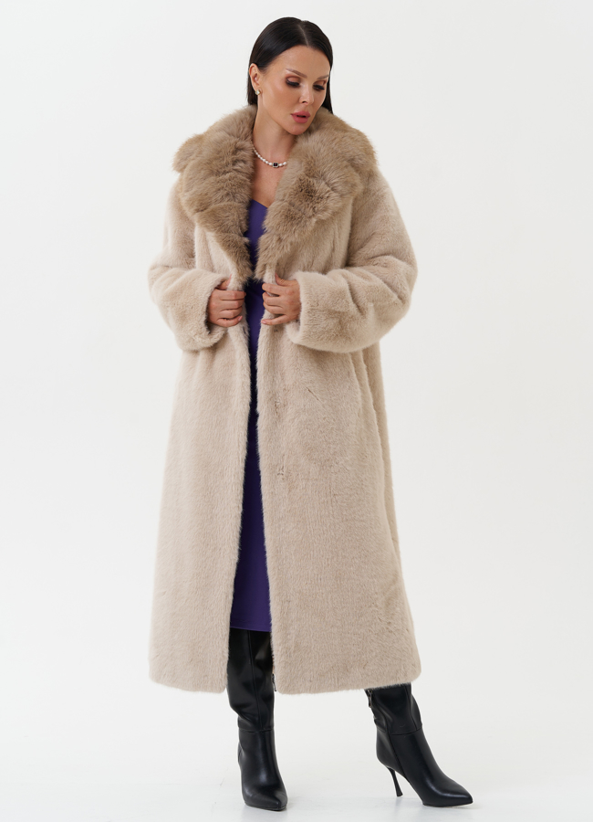 Пальто из эко меха с отделкой под соболя модель № 27794 универмаг малина